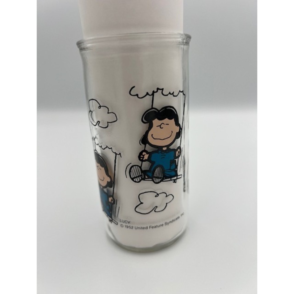 Vintage Peanuts Lucy van Pelt Swinging Juice Glass 1952 United Feature Syndicate